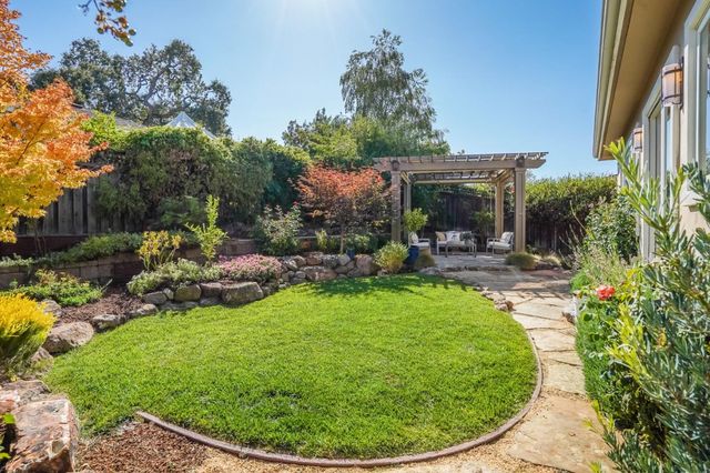 $2,975,000 | 290 Oakview Drive, San Carlos, CA 94070