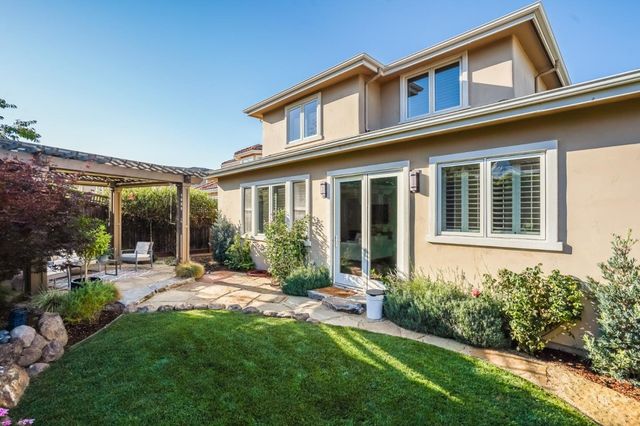 $2,975,000 | 290 Oakview Drive, San Carlos, CA 94070