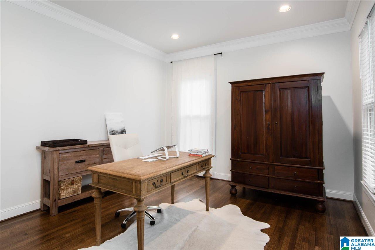 3 Montevallo Terrace Birmingham, AL 35213 - Photo 5 of 47
