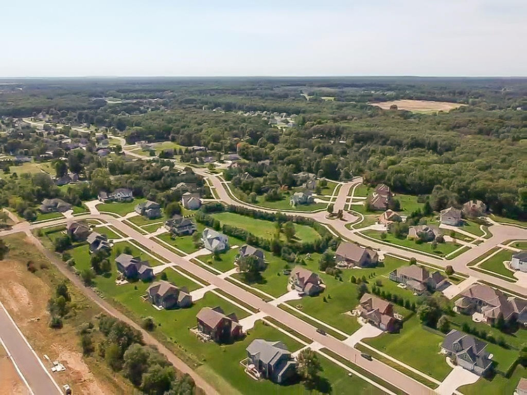 7747 Drake Ridge Kalamazoo, MI 49009 - Photo 39 of 42 IMG_5965