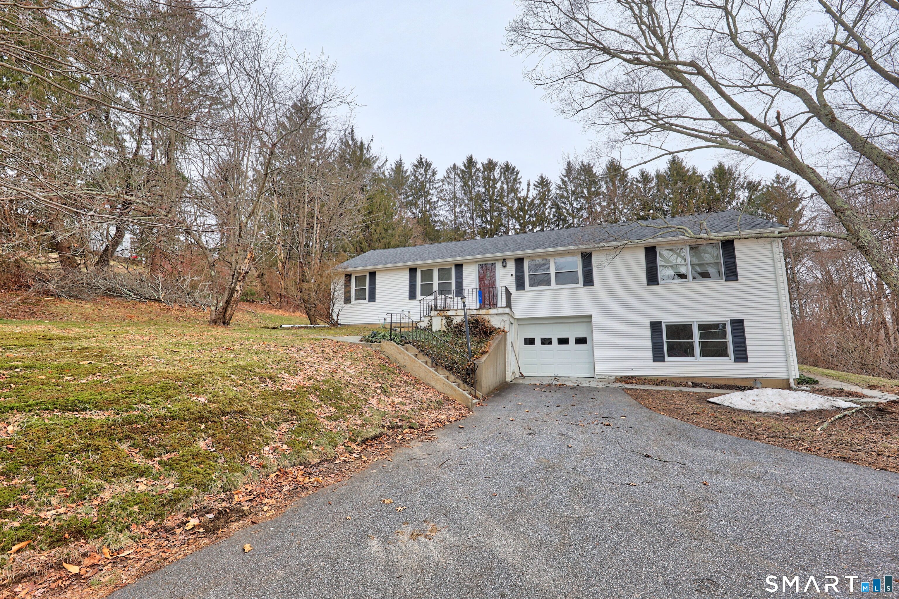 79 Slab Meadow Road Morris, CT 06763 - Photo 2 of 28