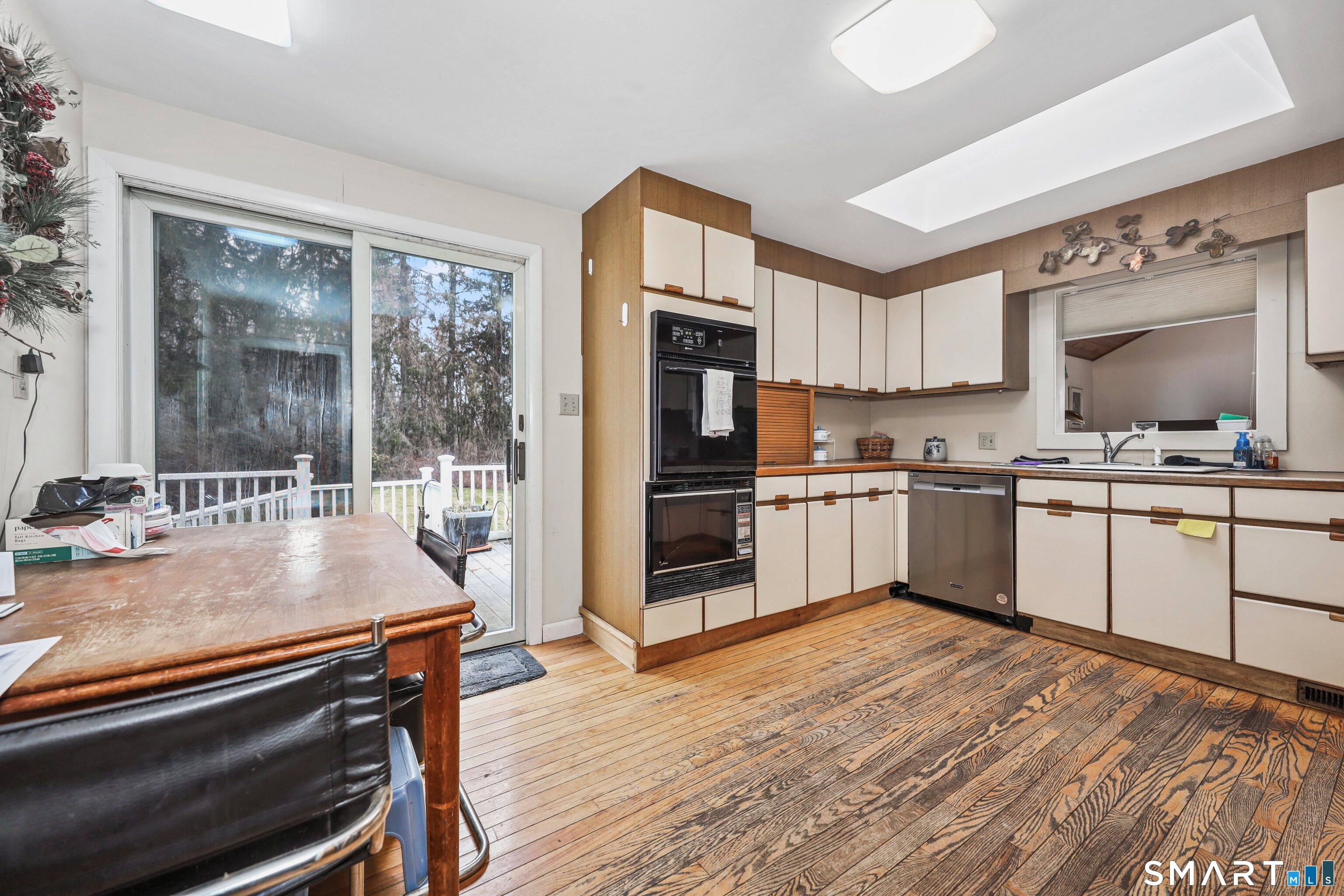 79 Slab Meadow Road Morris, CT 06763 - Photo 7 of 28