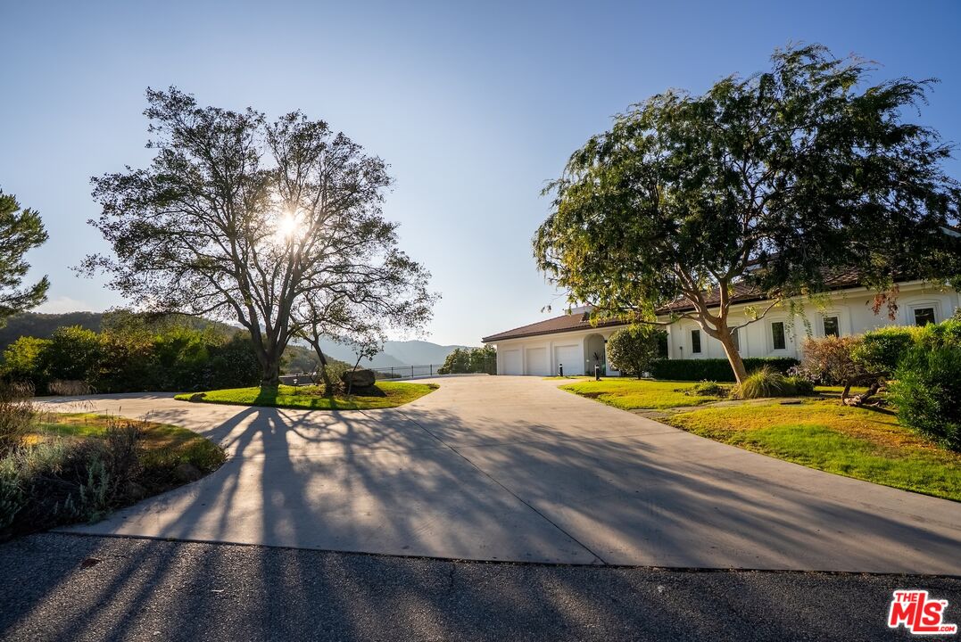 21965 Saddle Peak Road Topanga, CA 90290 - Photo 42 of 56