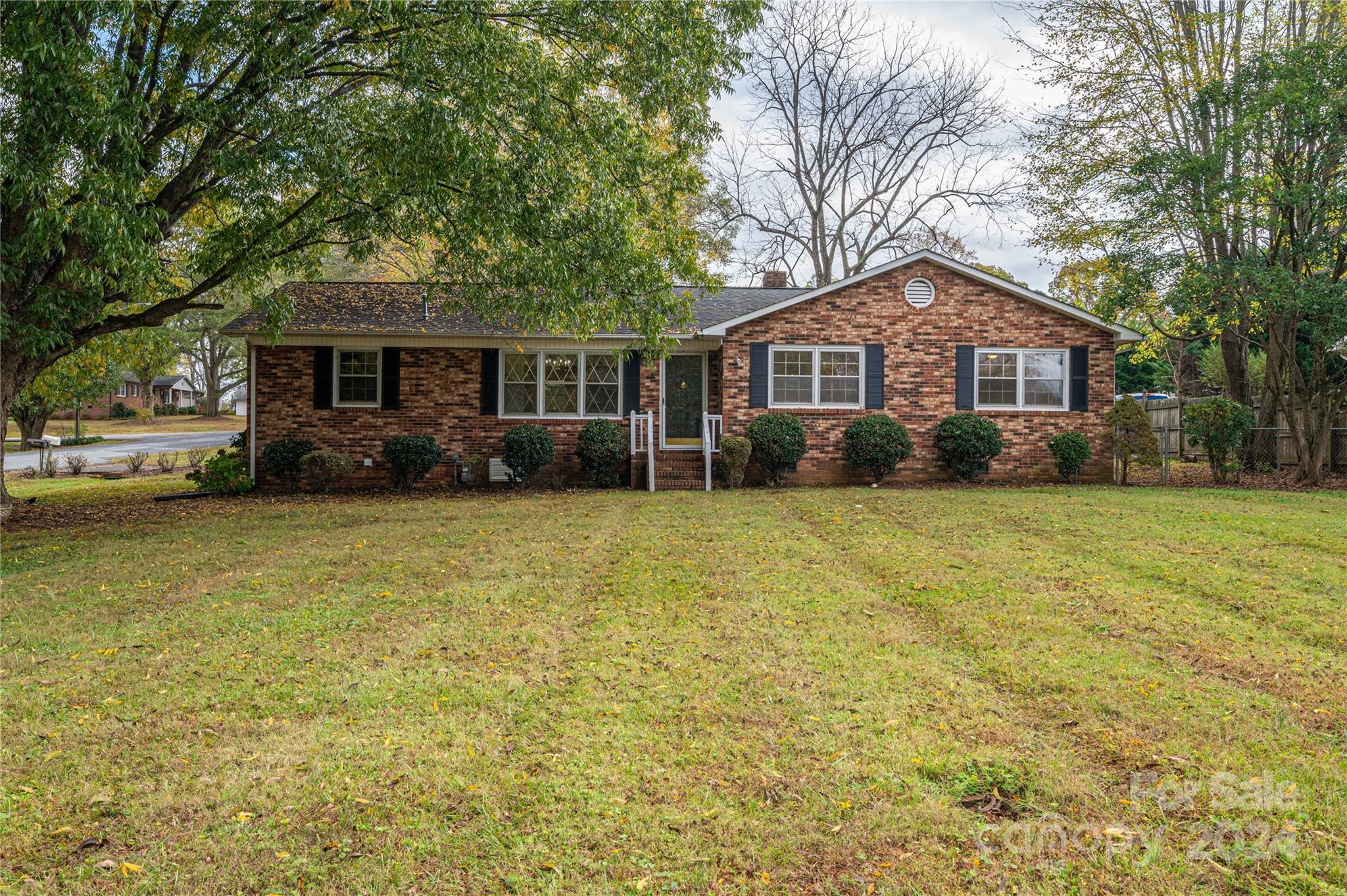 1087 Detter Road Lincolnton, NC 28092 - Photo 1 of 40 Gallery Image 1
