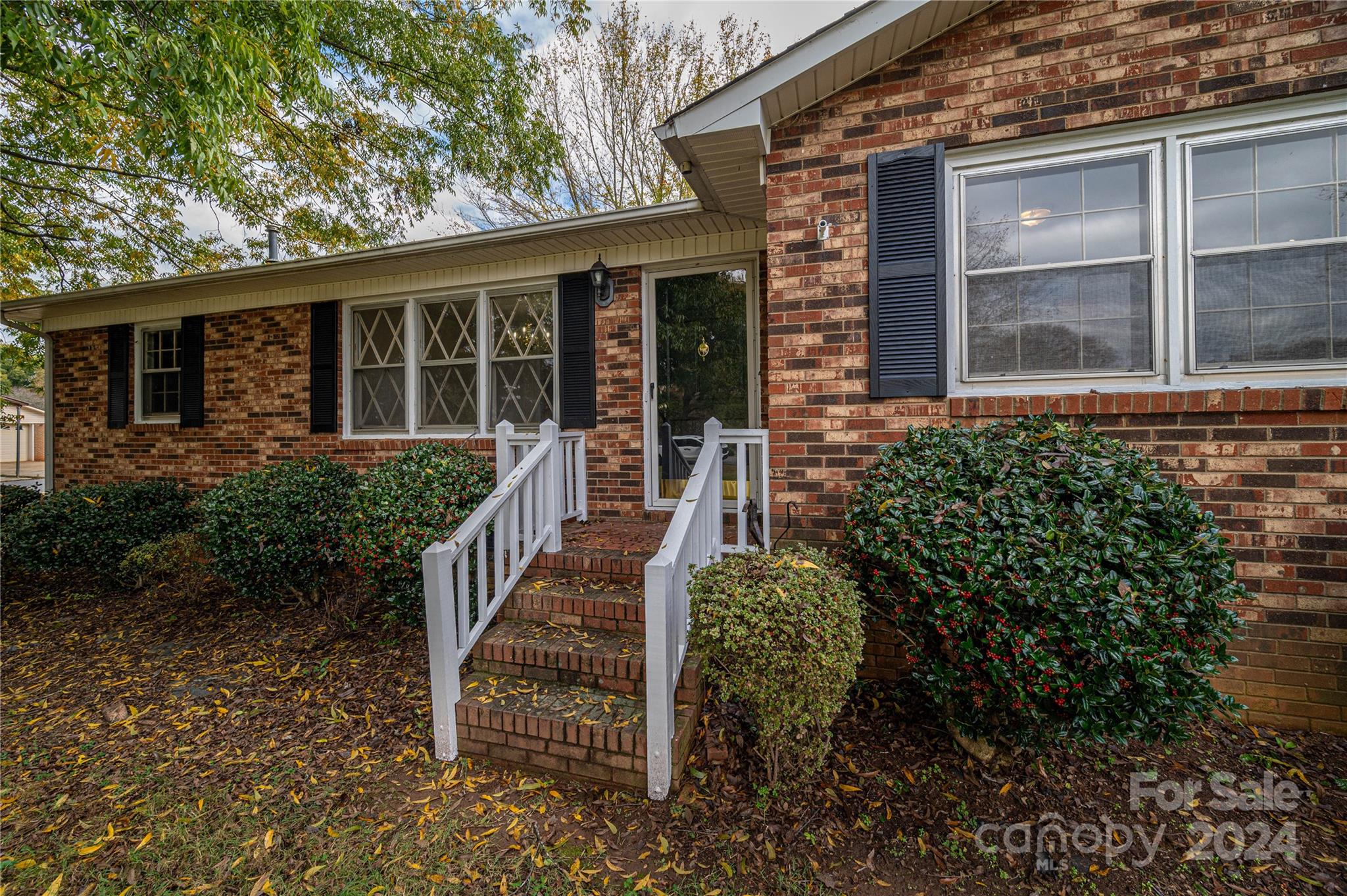1087 Detter Road Lincolnton, NC 28092 - Photo 3 of 40 Gallery Image 3