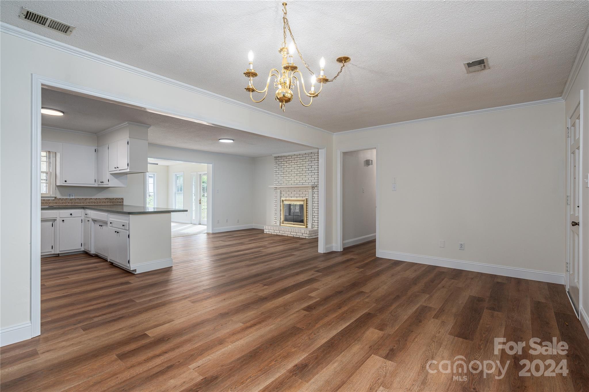 1087 Detter Road Lincolnton, NC 28092 - Photo 6 of 40 Gallery Image 6