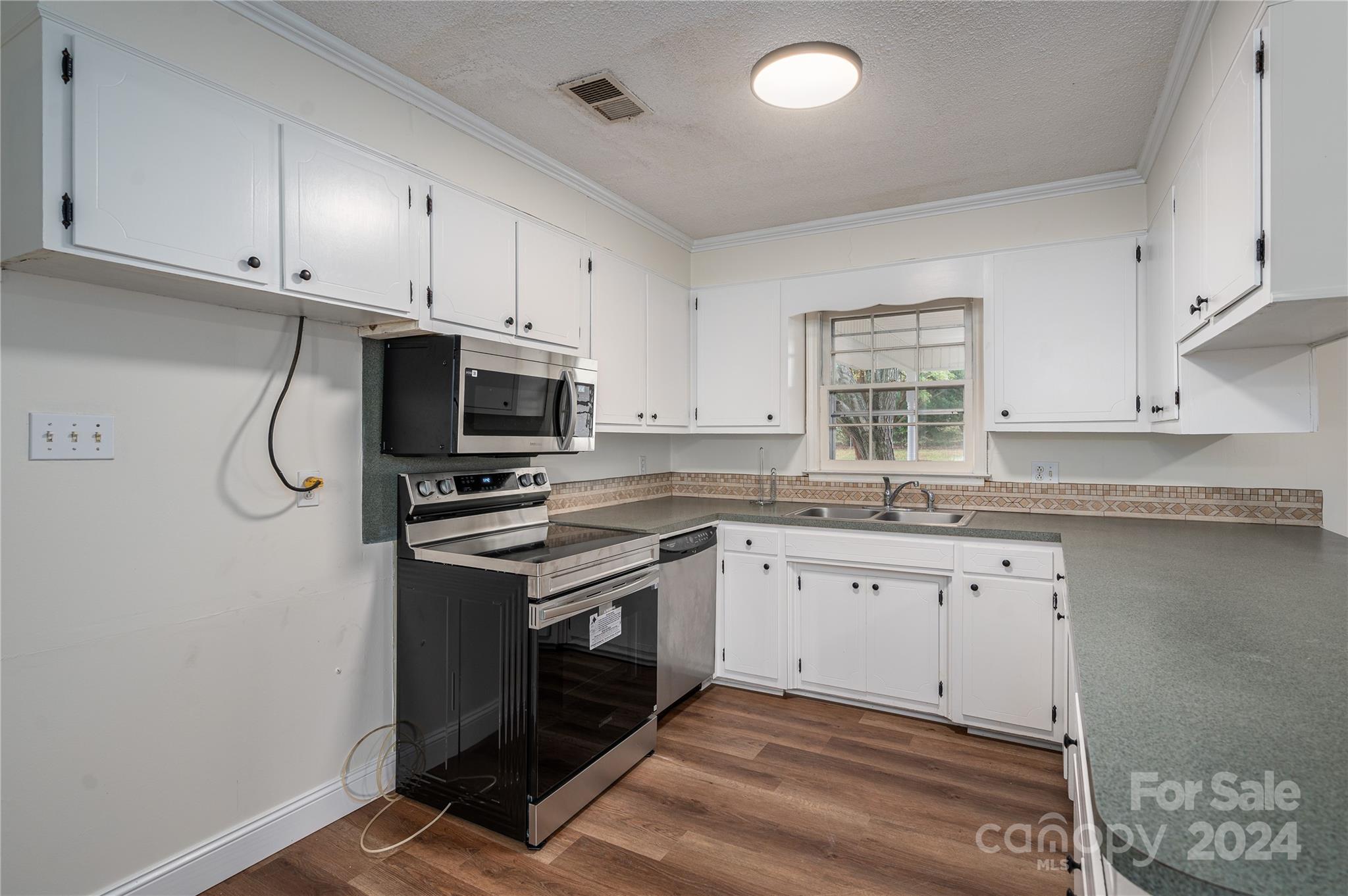1087 Detter Road Lincolnton, NC 28092 - Photo 9 of 40 Gallery Image 9