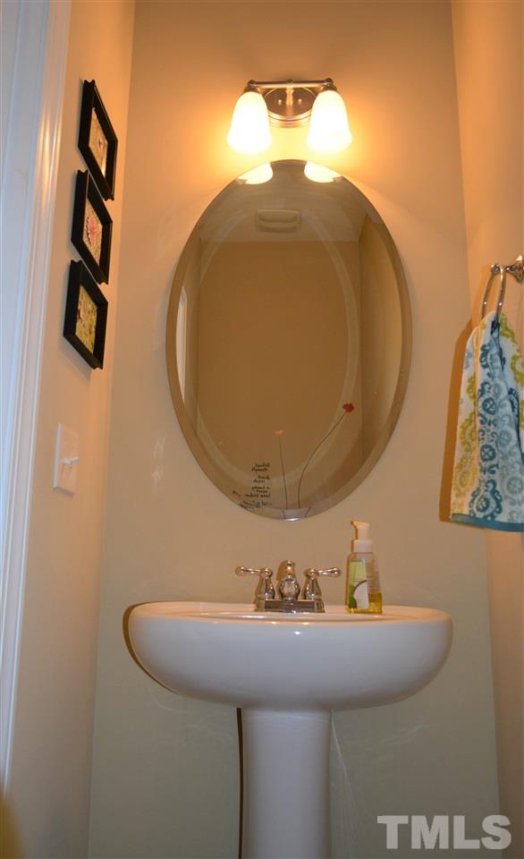 2003 Chancellor Place Raleigh, NC 27603 - Photo 15 of 30 Gallery Image 15
