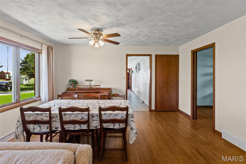 22805 Monke Road Mount Olive, IL 62069 - Photo 10 of 42