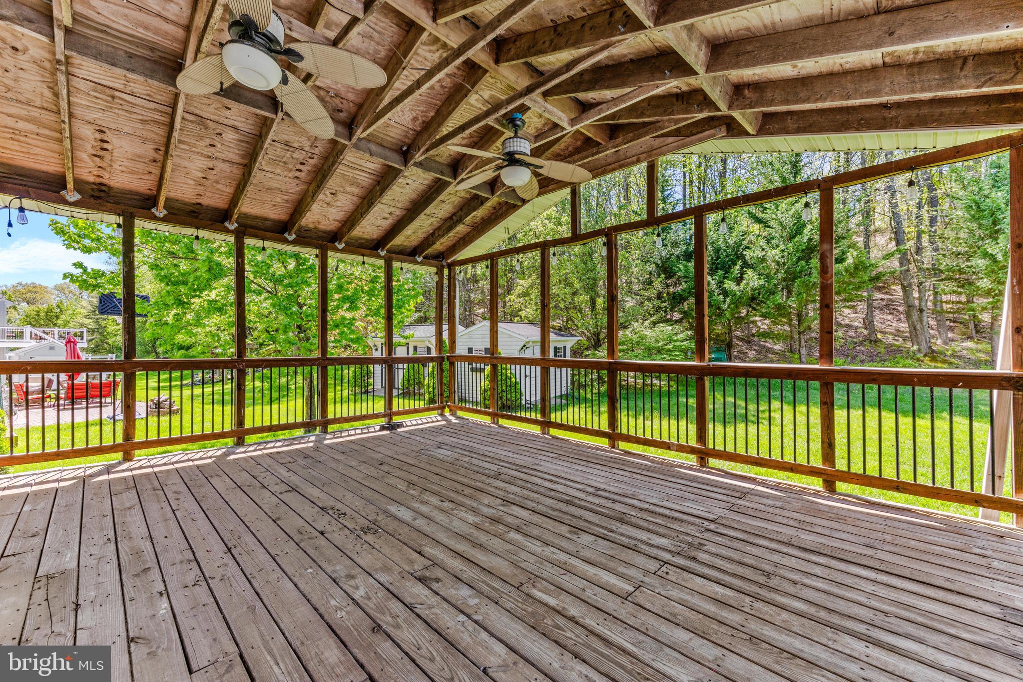 8218 Selwin Court Rosedale, MD 21237 - Photo 44 of 48 Screened in Porch