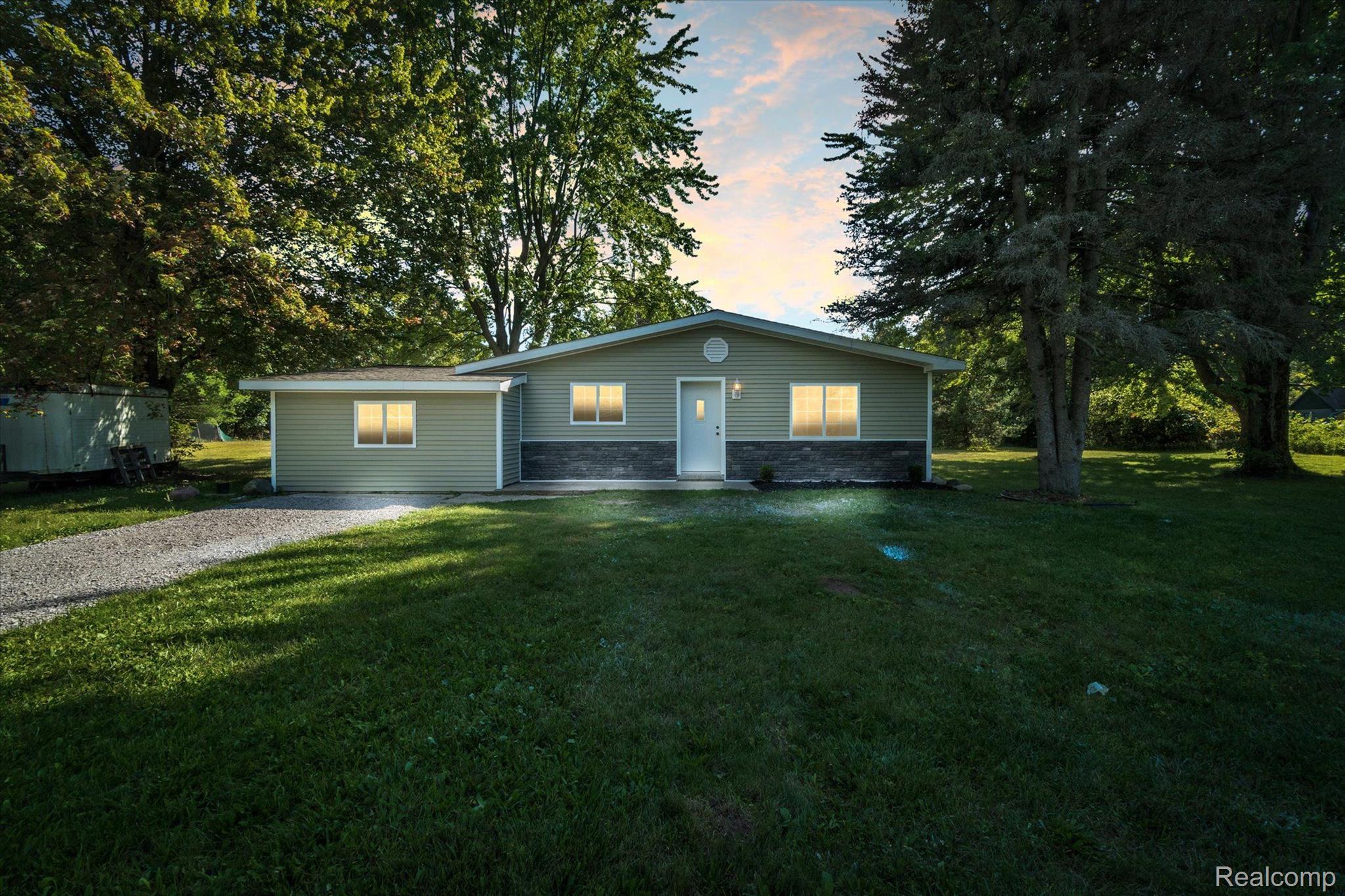 5967 Murphy Lake Road Millington, MI 48746 - Photo 1 of 28 Gallery Image 1