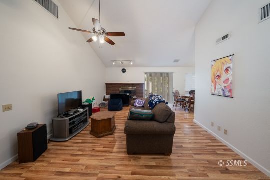 424 Mt Rainier Place Ridgecrest, CA 93555 - Photo 9 of 31 Gallery Image 9