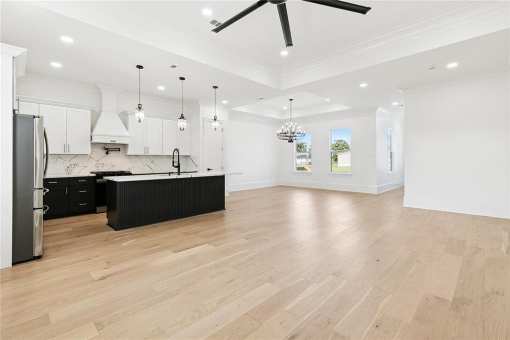 1925 Rose Street Arabi, LA 70032 - Photo 3 of 16