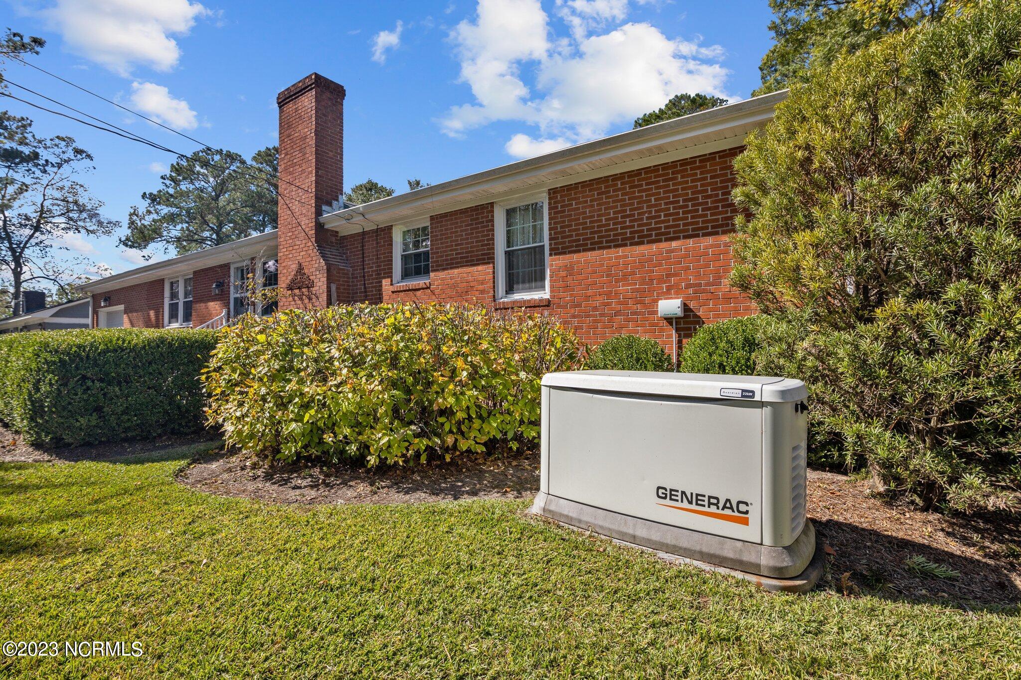 1316 Kimberly Road New Bern, NC 28562 - Photo 34 of 50 39-web-or-mls-2I3A0009 (1)