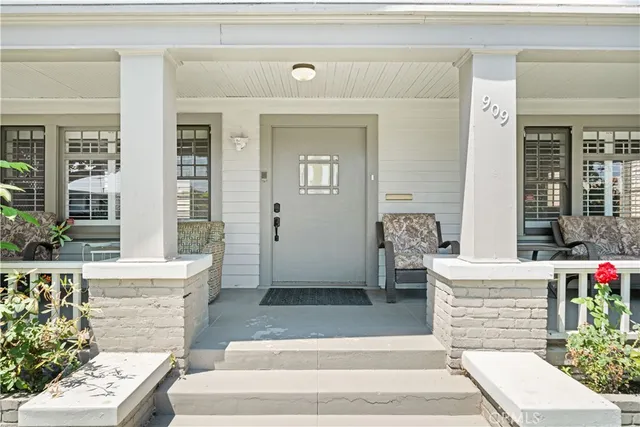 $1,540,000 | 909 North Stoneman Avenue, Alhambra, CA 91801