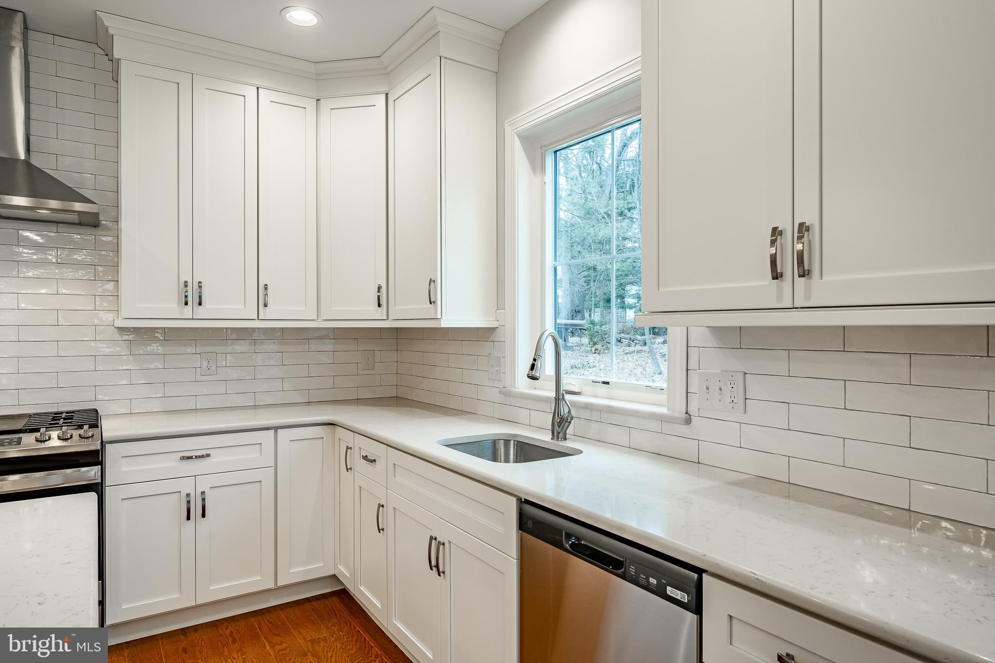 1107 Vilsmeier Road Lansdale, PA 19446 - Photo 16 of 58 Miles of Countertop Work Space