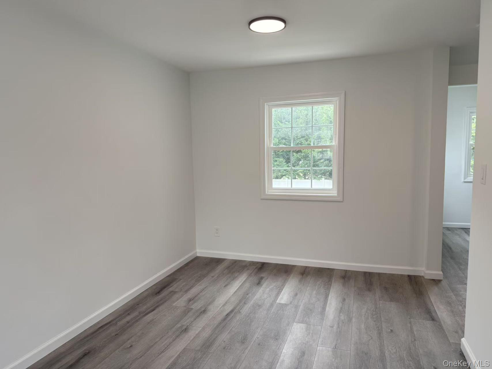 495 Hawkins Road Selden, NY 11784 - Photo 20 of 21