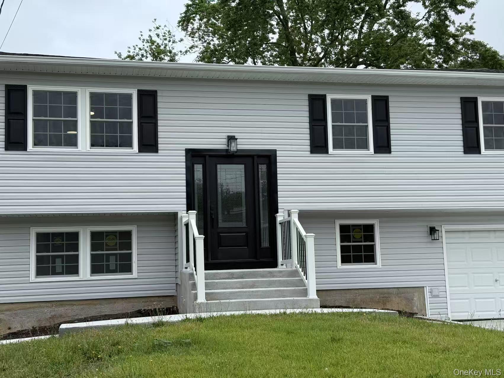 495 Hawkins Road Selden, NY 11784 - Photo 3 of 21