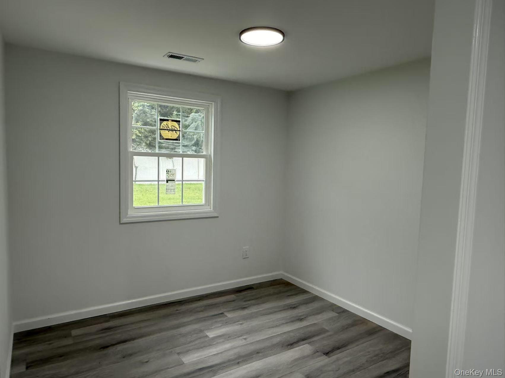 495 Hawkins Road Selden, NY 11784 - Photo 8 of 21