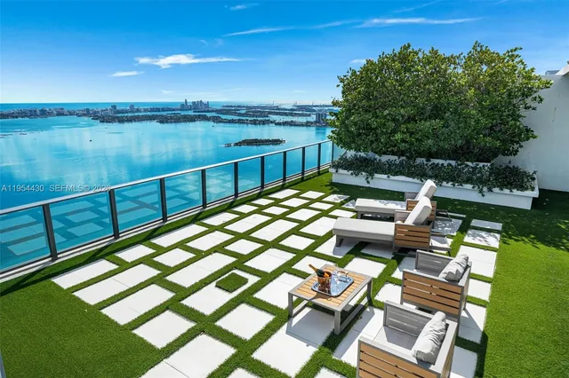 $5,799,000 | 3131 Northeast 7th Avenue, Unit UPH5303, Miami, FL 33137