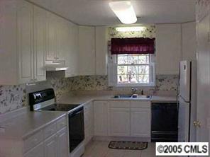 11221 5 Cedars Road Charlotte, NC 28226 - Photo 4 of 8 Gallery Image 4