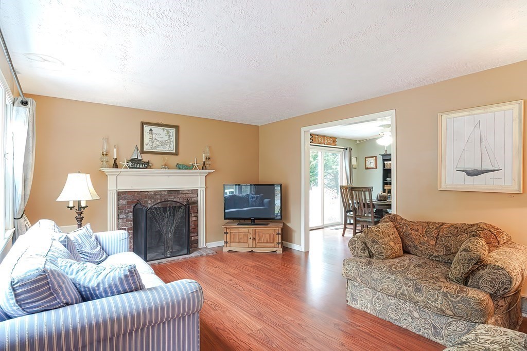 39 Hoover Road Yarmouth, MA 02673 - Photo 2 of 19 Gallery Image 2