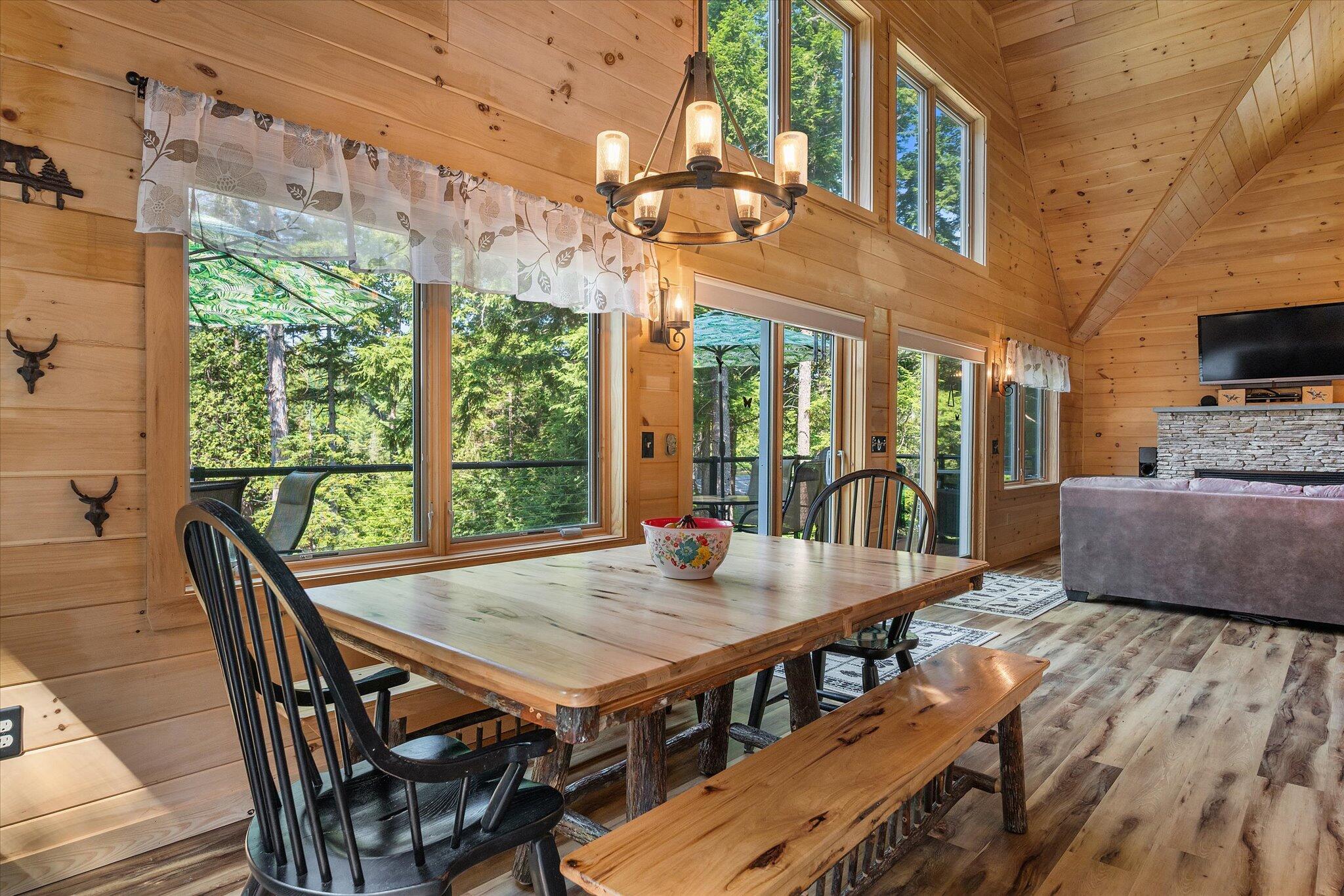 36 Seymour Cove Road Dover-Foxcroft, ME 04426 - Photo 16 of 71 21-Dining