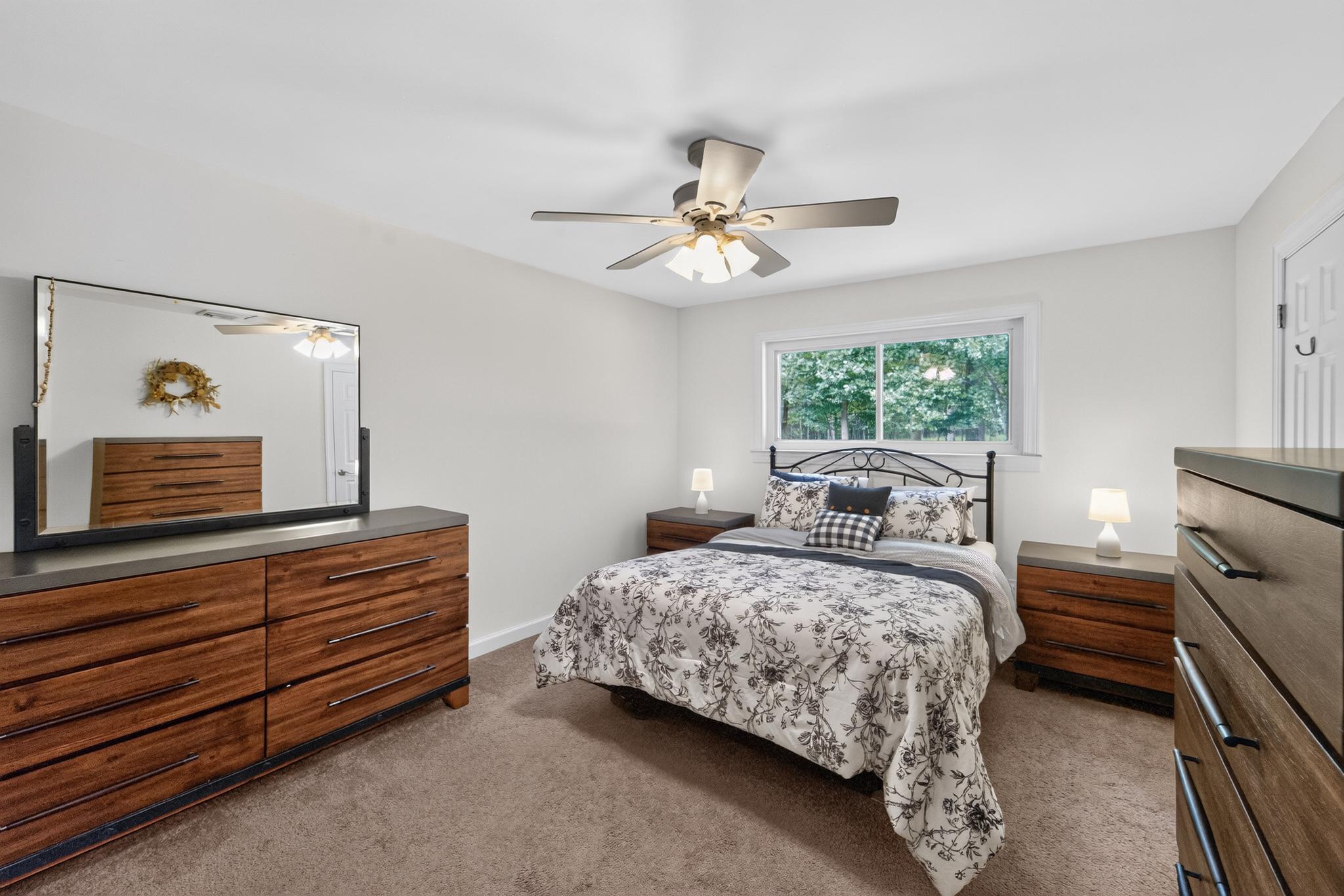 338 Woolf Road Milford, NJ 08848 - Photo 10 of 24 Primary bedroom with natural light.