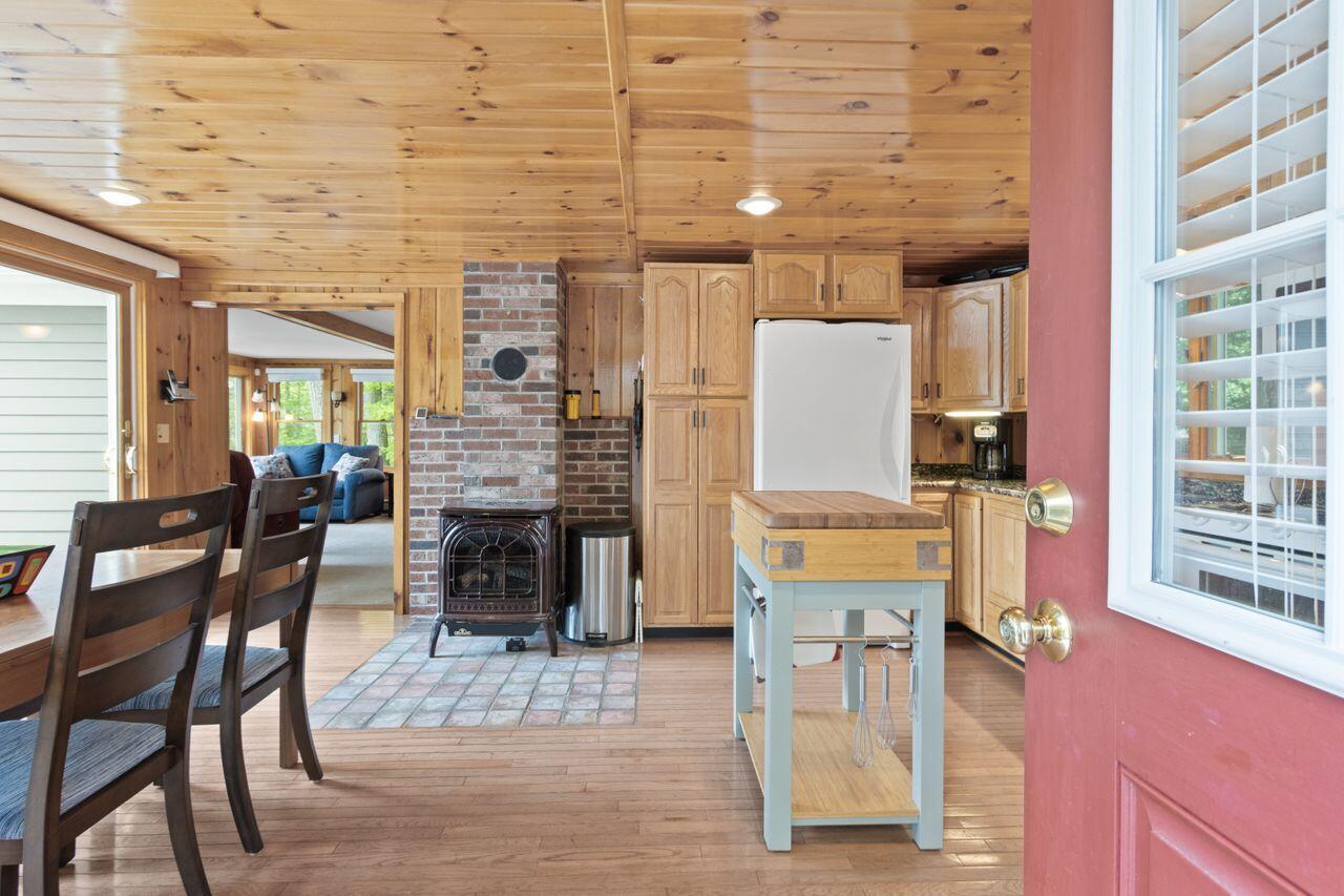 76 Myron Hall Road Raymond, ME 04071 - Photo 19 of 61 20250530JS-71028
