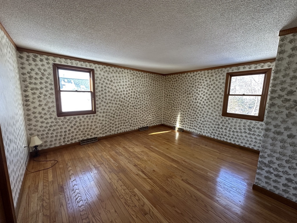 16-18 Blanding Street Springfield, MA 01151 - Photo 11 of 35 Gallery Image 11