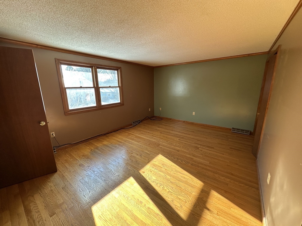 16-18 Blanding Street Springfield, MA 01151 - Photo 13 of 35 Gallery Image 13