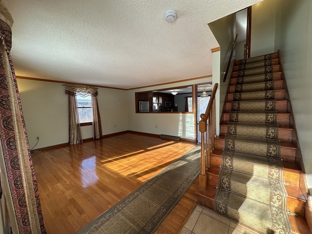 16-18 Blanding Street Springfield, MA 01151 - Photo 3 of 35 Gallery Image 3