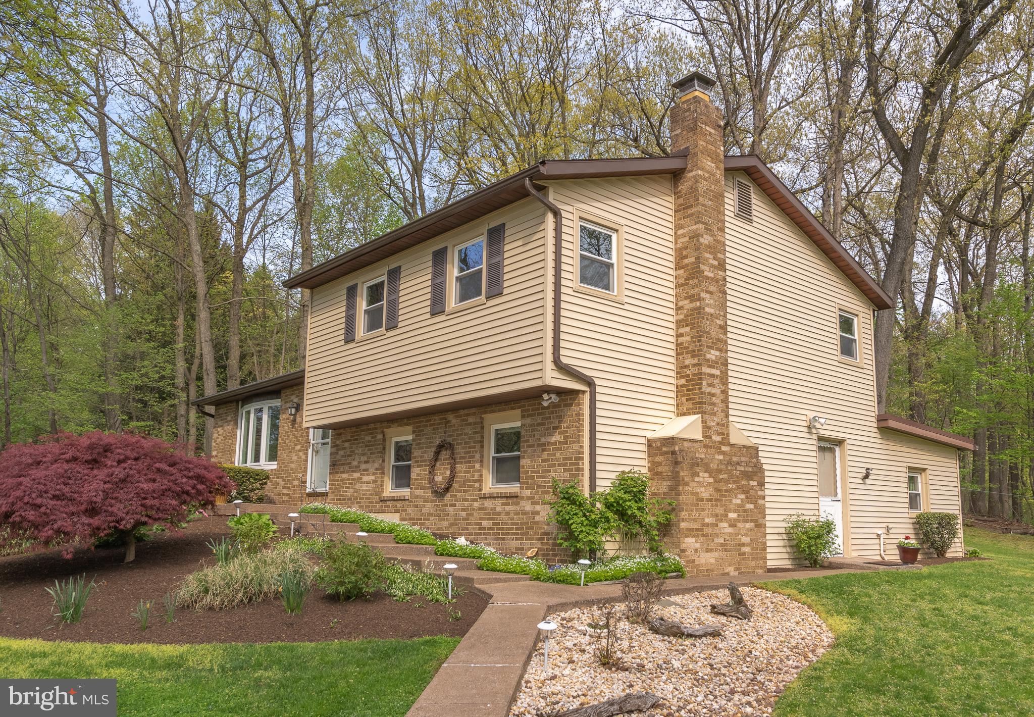 1714 Kaylor Road Hummelstown, PA 17036 - Photo 2 of 25 Gallery Image 2