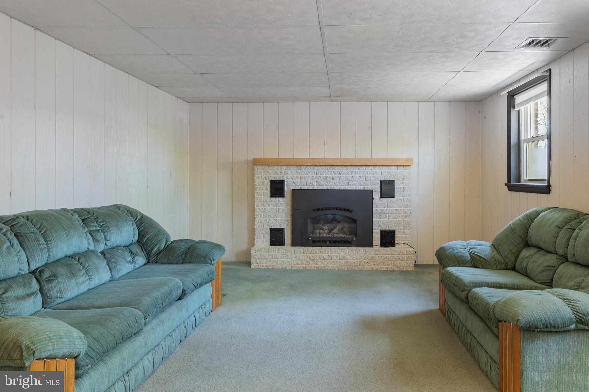1714 Kaylor Road Hummelstown, PA 17036 - Photo 17 of 25 Gallery Image 17