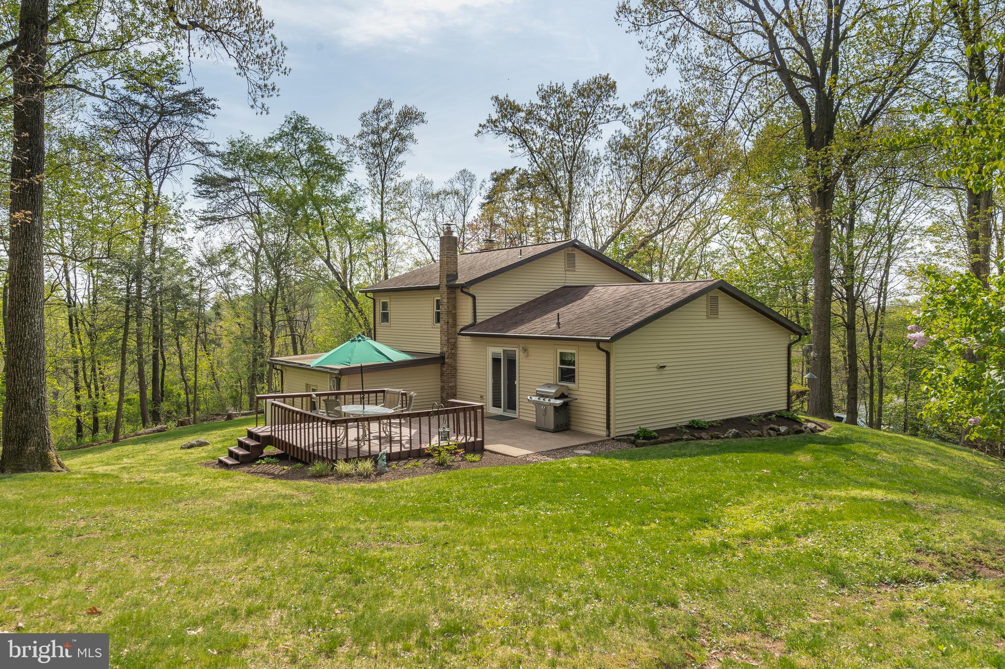 1714 Kaylor Road Hummelstown, PA 17036 - Photo 4 of 25 Gallery Image 4