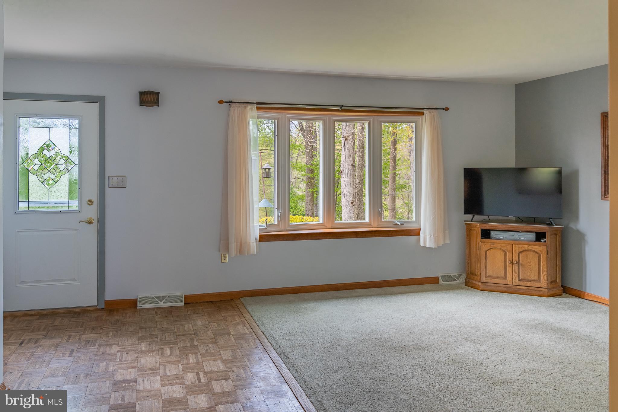 1714 Kaylor Road Hummelstown, PA 17036 - Photo 6 of 25 Gallery Image 6
