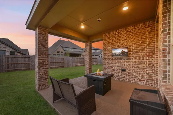 $3,900 | 18407 Kilbowie Place, Richmond, TX 77407