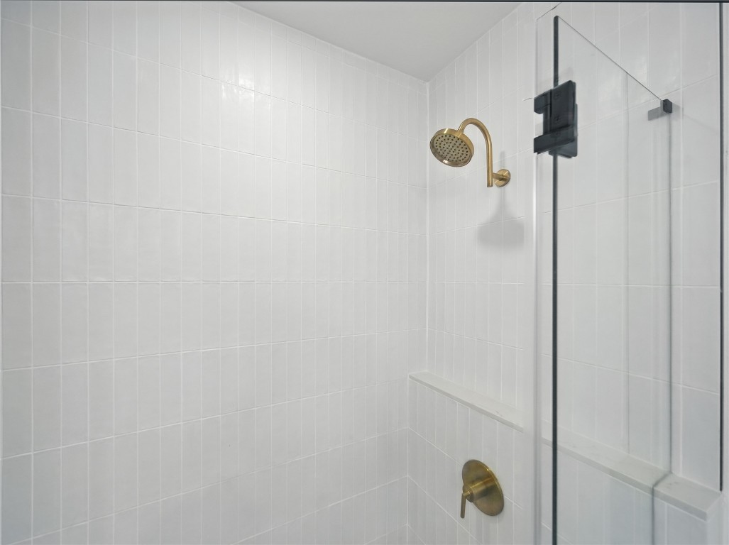 1701 Simond Avenue, Unit 302 Austin, TX 78723 - Photo 9 of 26 a bathroom with a shower