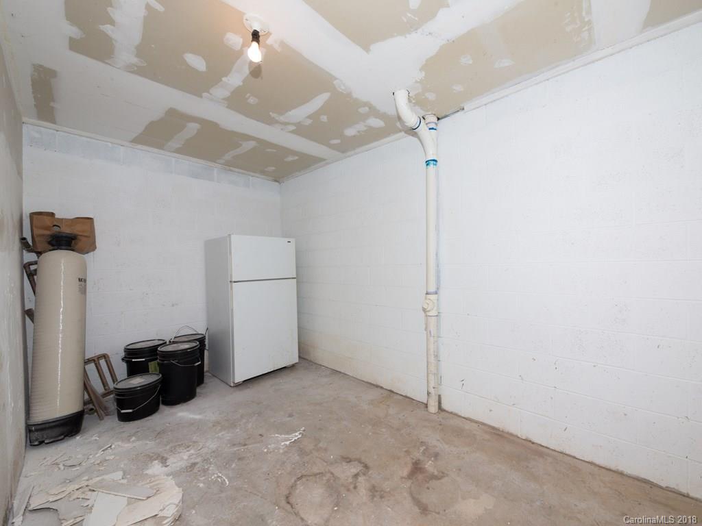 125 Anderson Cove Road Barnardsville, NC 28709 - Photo 24 of 27