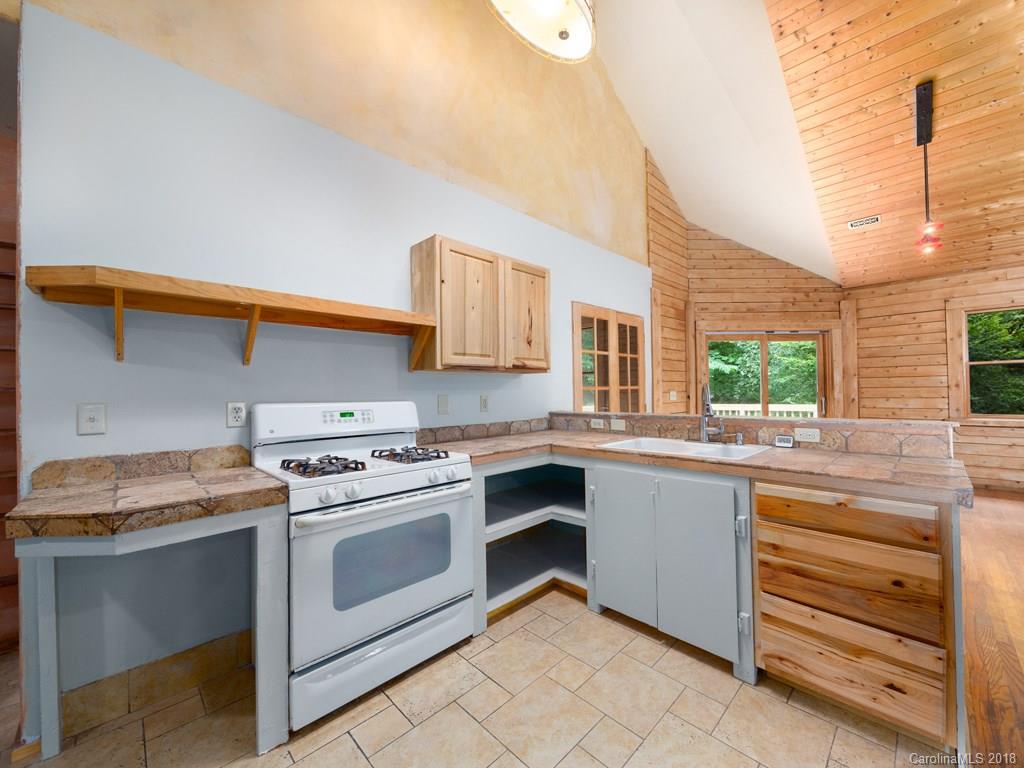 125 Anderson Cove Road Barnardsville, NC 28709 - Photo 7 of 27