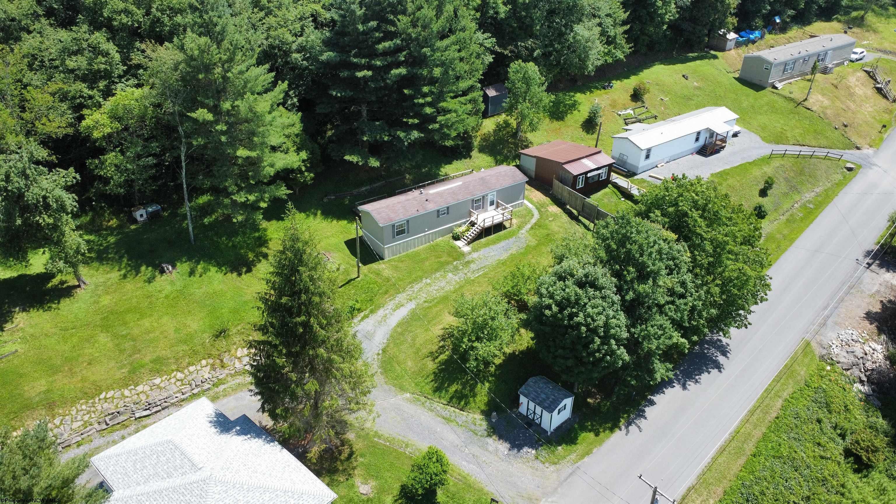 267 Douglas Road Thomas, WV 26292 - Photo 9 of 30 Gallery Image 9