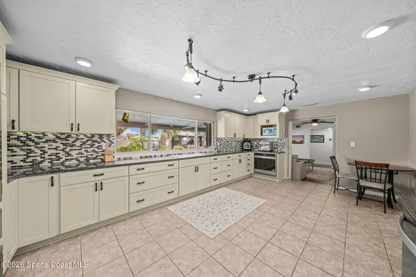 $729,000 | 121 Algonquin Terrace, Indian Harbour Beach, FL 32937
