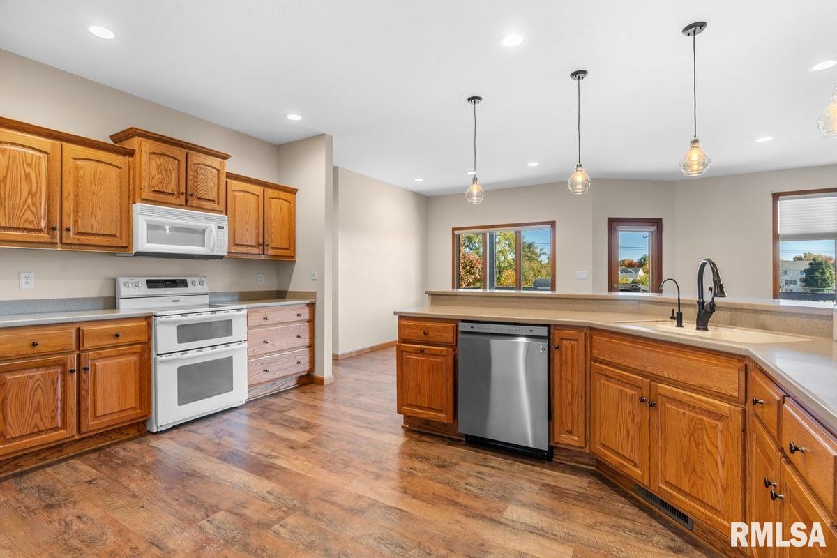 204 Grindstone Road Chatham, IL 62629 - Photo 20 of 59