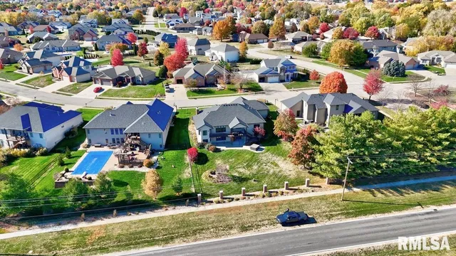 $595,000 | 204 Grindstone Road, Chatham, IL 62629