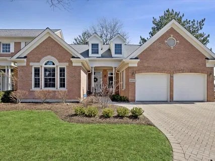 $775,000 | 2537 East Chesapeake Place, Westchester, IL 60154