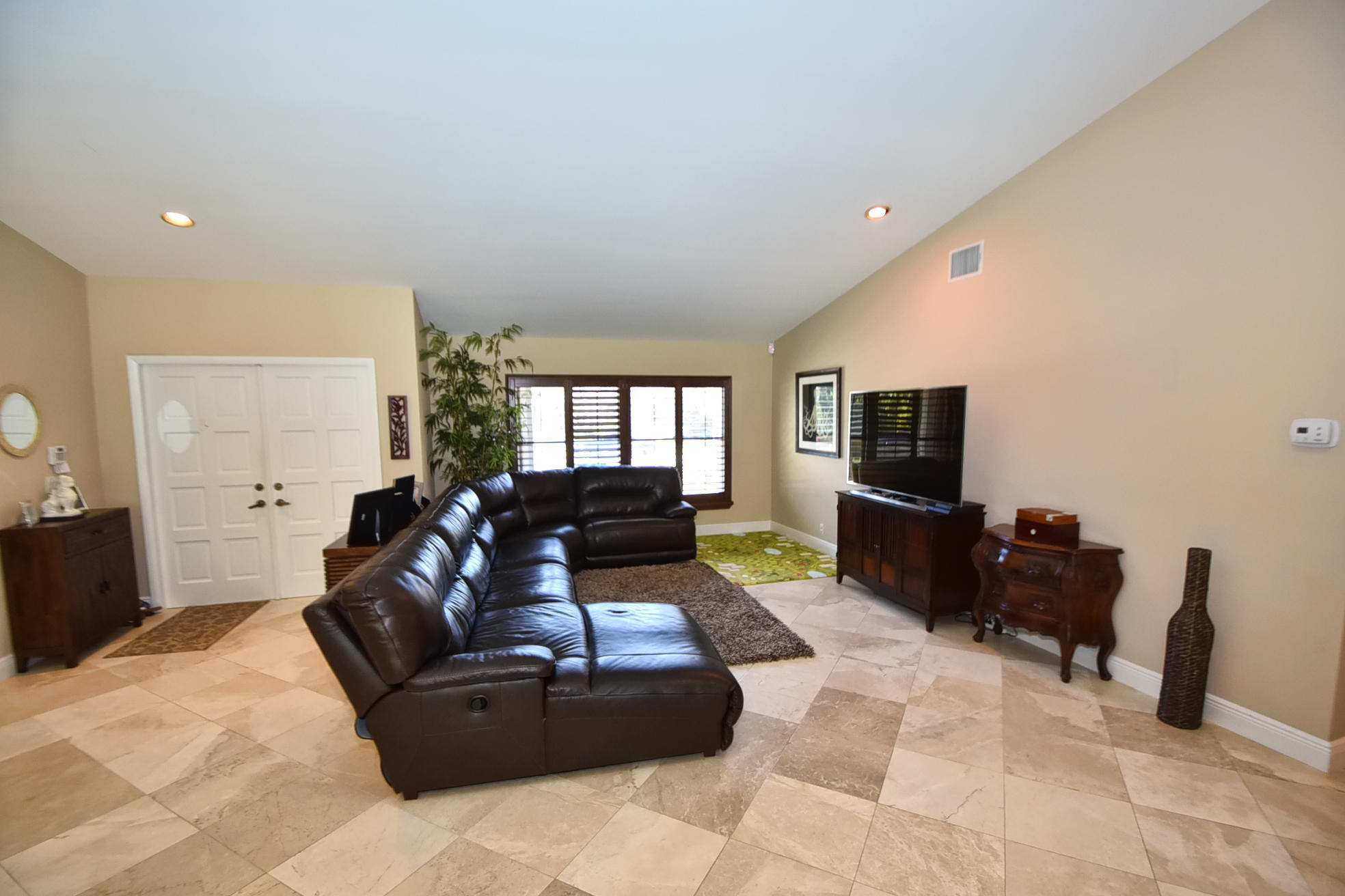 22137 Martella Avenue Boca Raton, FL 33433 - Photo 15 of 30 LIVING ROOM