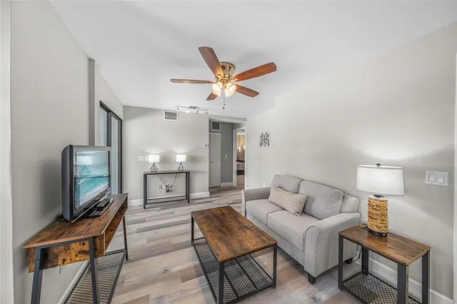 $6,500 | 1256 Riegels Landing Drive, Sarasota, FL 34242