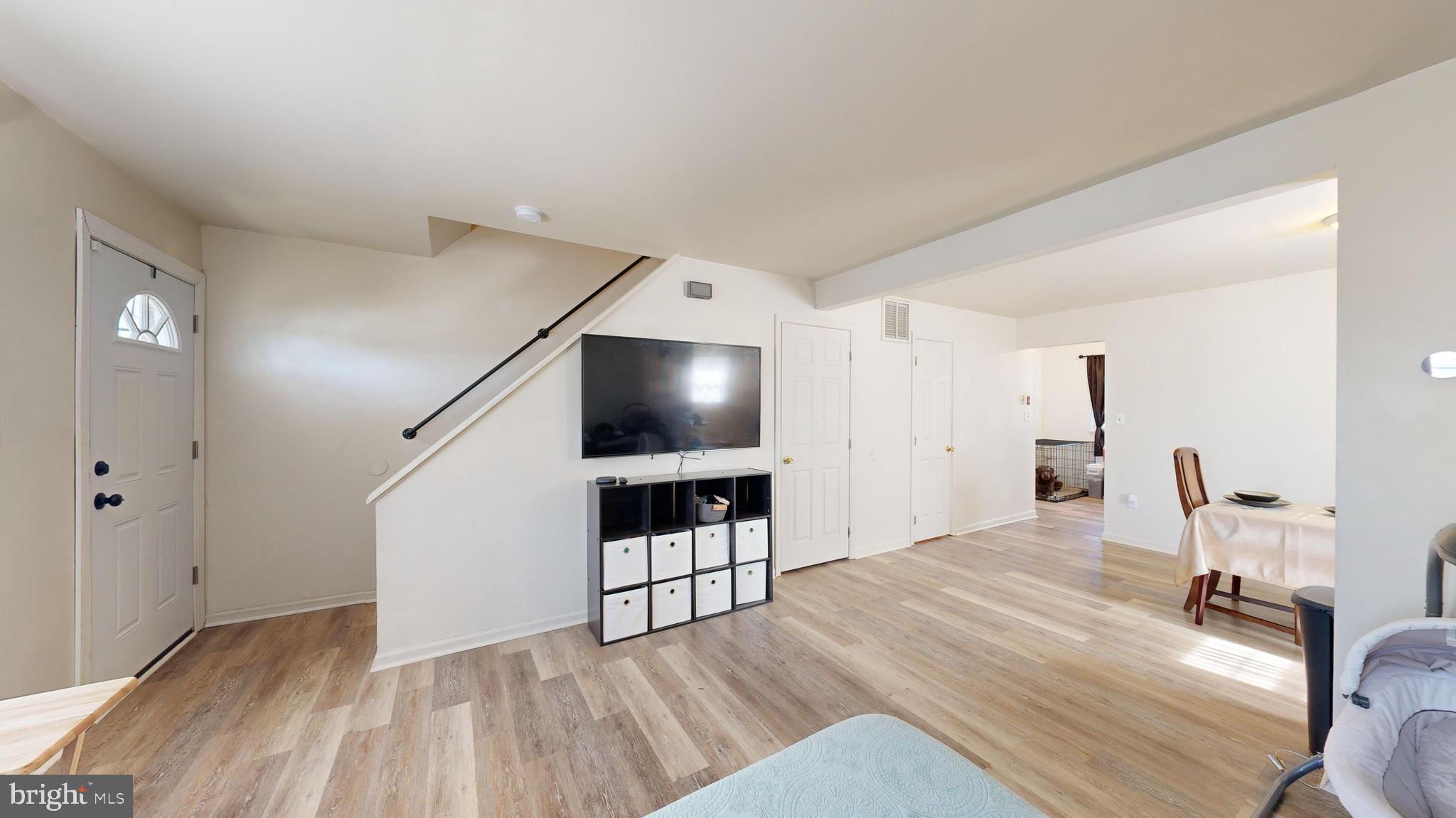 123 Holmes Street Dover, DE 19901 - Photo 2 of 18