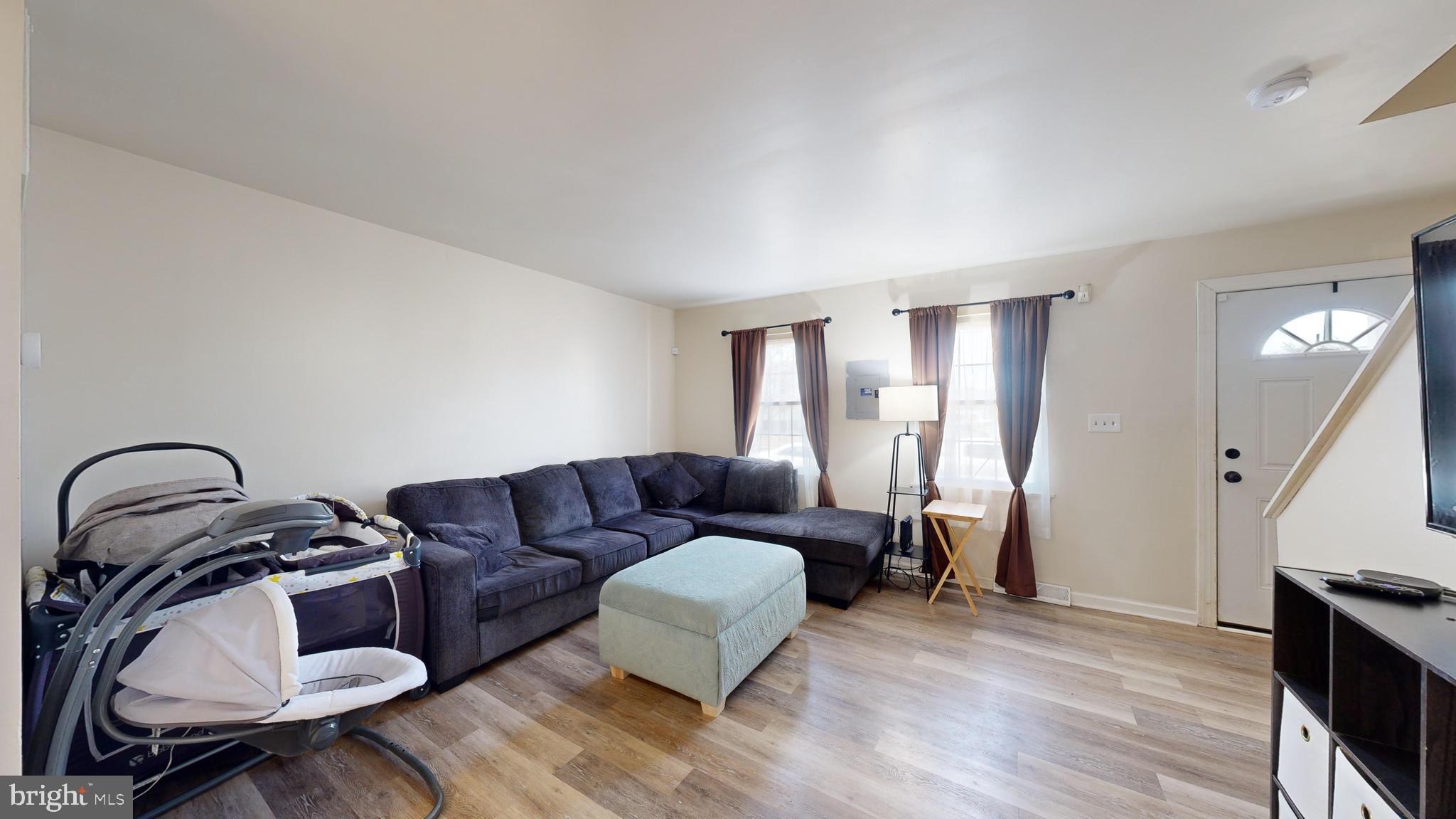 123 Holmes Street Dover, DE 19901 - Photo 3 of 18