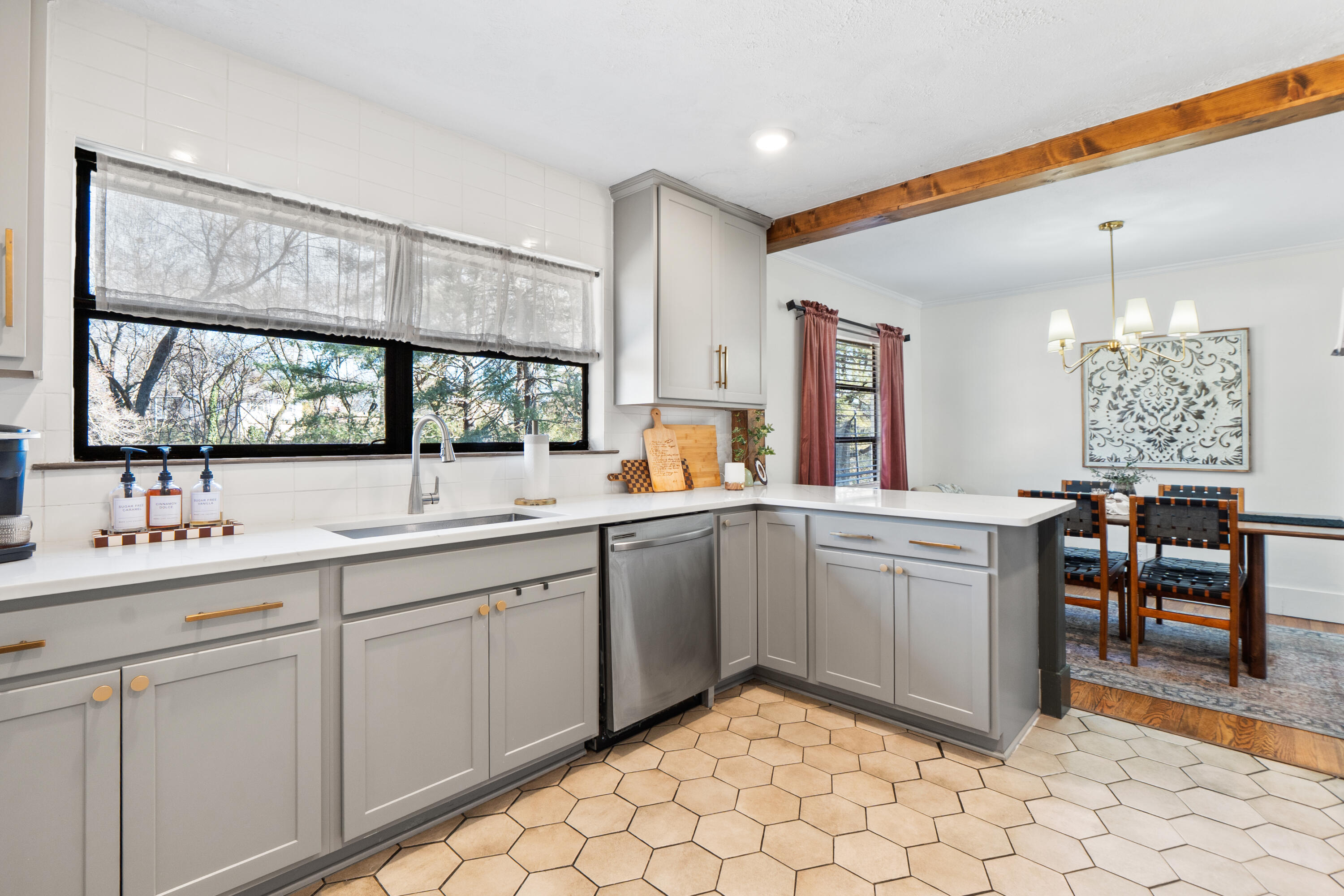 421 Gadd Road Hixson, TN 37343 - Photo 13 of 34 dsc06416